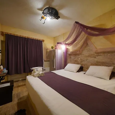 Lucky Luke Stone House Apartment Göreme Exterior photo