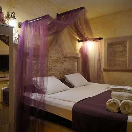 Lucky Luke Stone House Apartment Göreme Exterior photo
